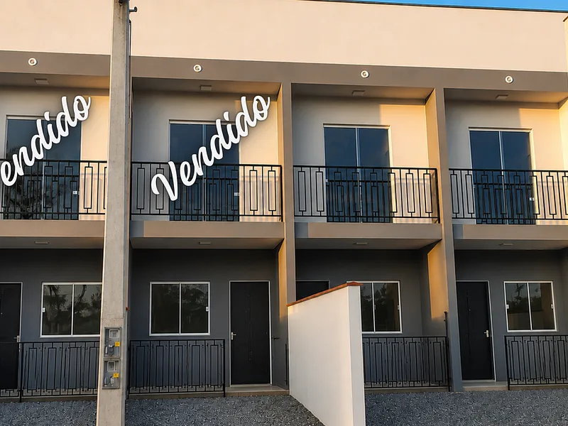 SOBRADO EM ARAQUARI/SC – 72 M² + ÓTIMO ESPAÇO EXTERNO