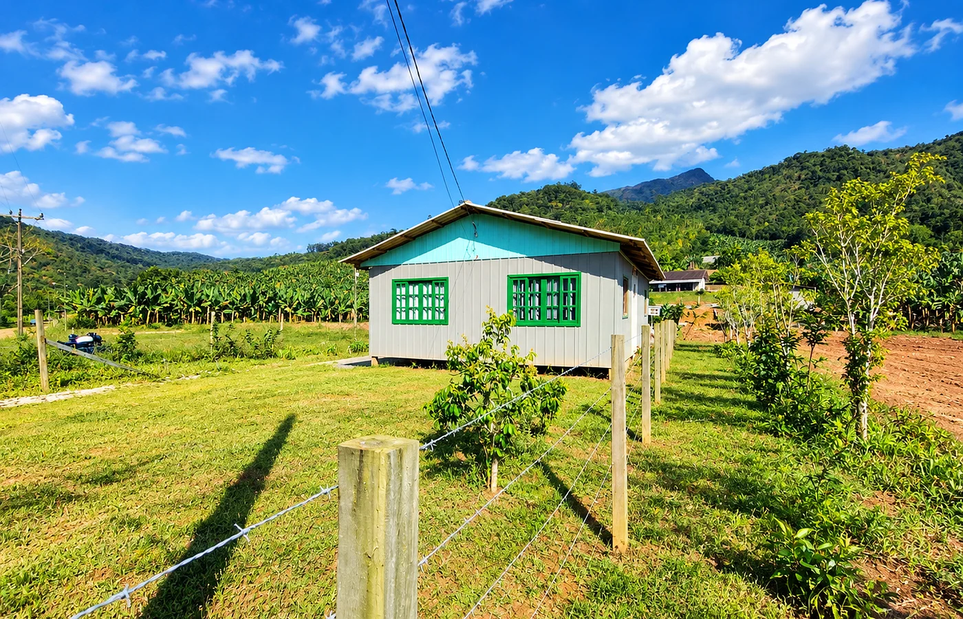 Chácara Com Casa, Lagoa E Nascente! Entrada + Parcelas - CONSULTE!!!
